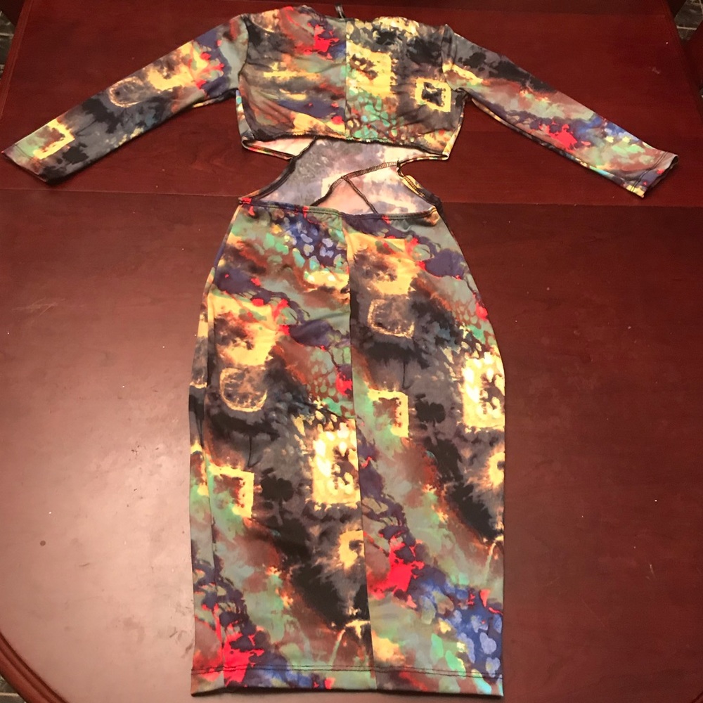 Colorful Dress - Picture 2 of 3
